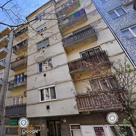 Kenyelmes Lakas Jo Helyen Lejlighed Budapest Eksteriør billede